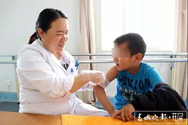 感謝春城晚報(bào)、保山新聞網(wǎng)對(duì)小潤(rùn)潤(rùn)的關(guān)心，感謝患者對(duì)我院的信任！