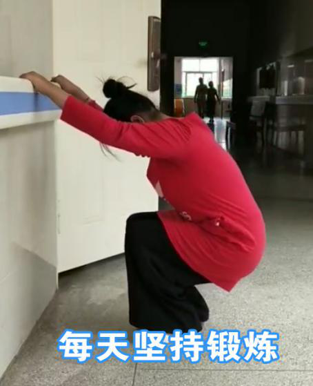 13歲女孩自幼患“腦癱”，行動(dòng)受阻，經(jīng)系統(tǒng)康復(fù)治療能獨(dú)立步行！